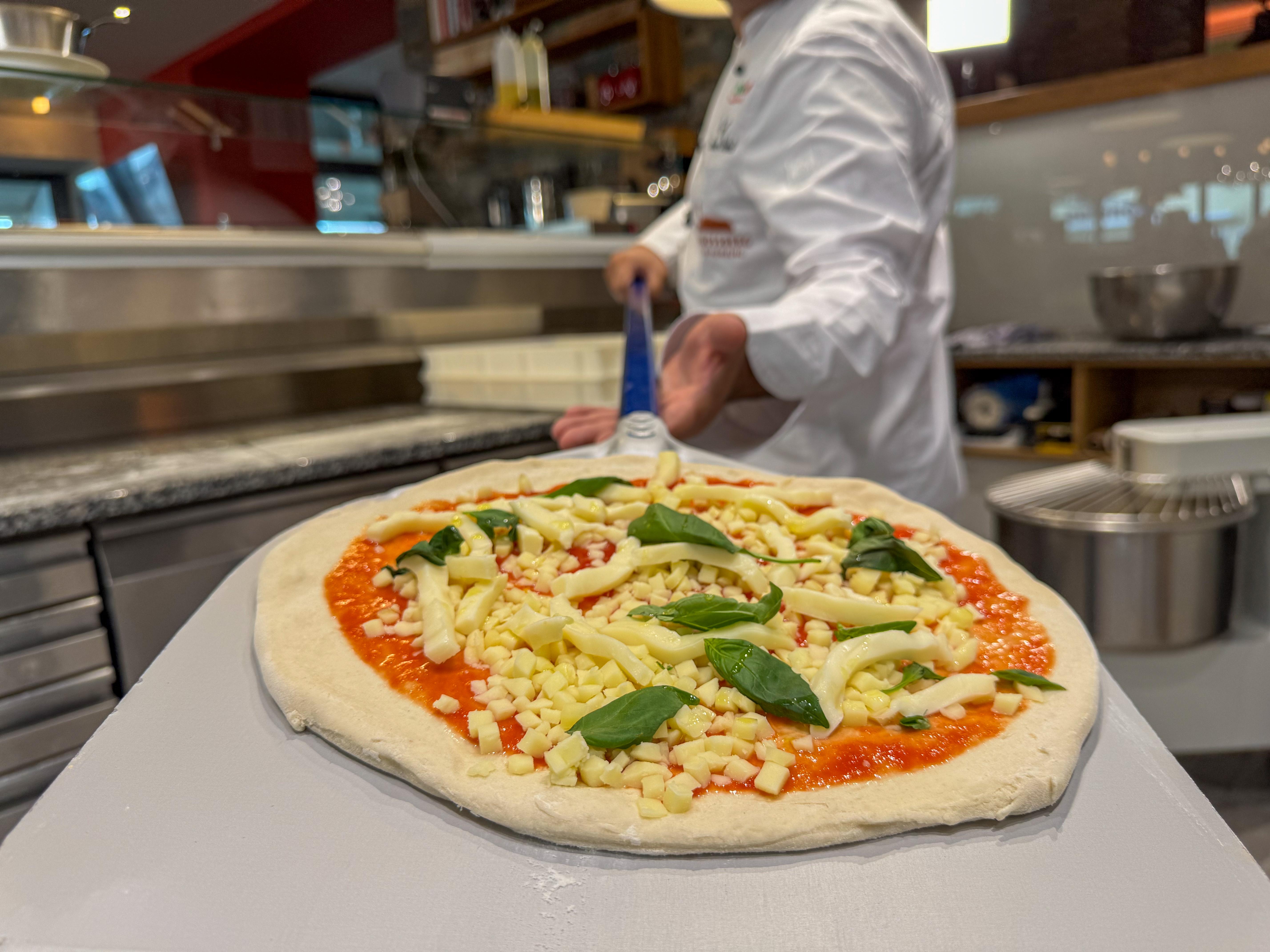 10817_22_Vom_Teig_zur_Pizza__Kunde_Oh_lio